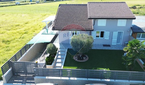 casa indipendente in vendita a Sotto il Monte Giovanni XXIII in zona Pratolongo