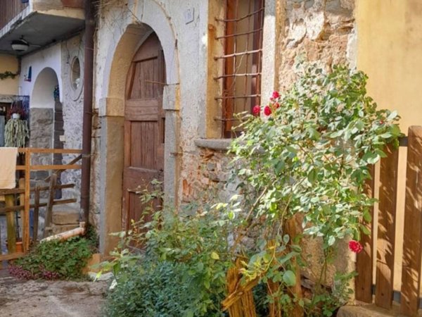 casa indipendente in vendita a Sotto il Monte Giovanni XXIII in zona Pratolongo