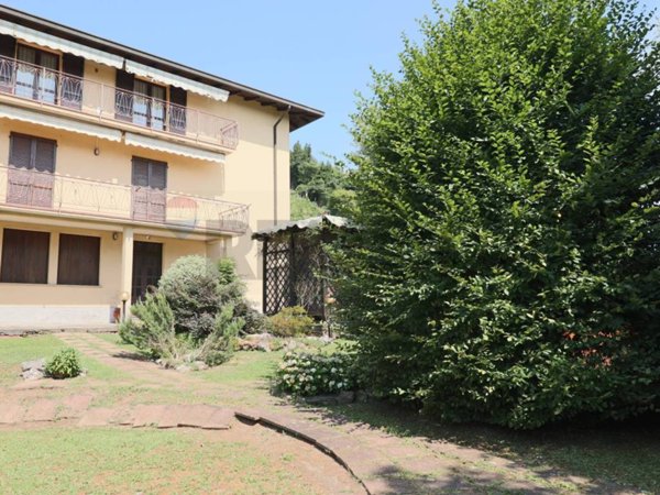 appartamento in vendita a Sotto il Monte Giovanni XXIII in zona Pratolongo