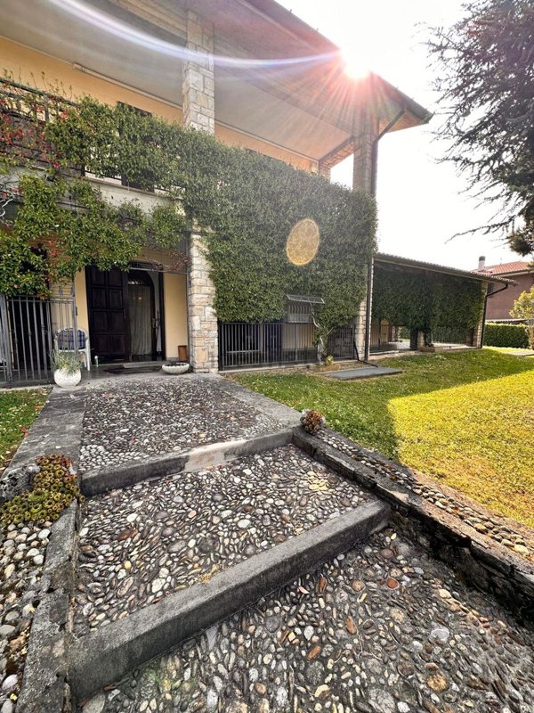 casa indipendente in vendita a Sotto il Monte Giovanni XXIII