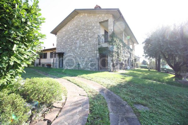 appartamento in vendita a Sotto il Monte Giovanni XXIII in zona Pratolongo
