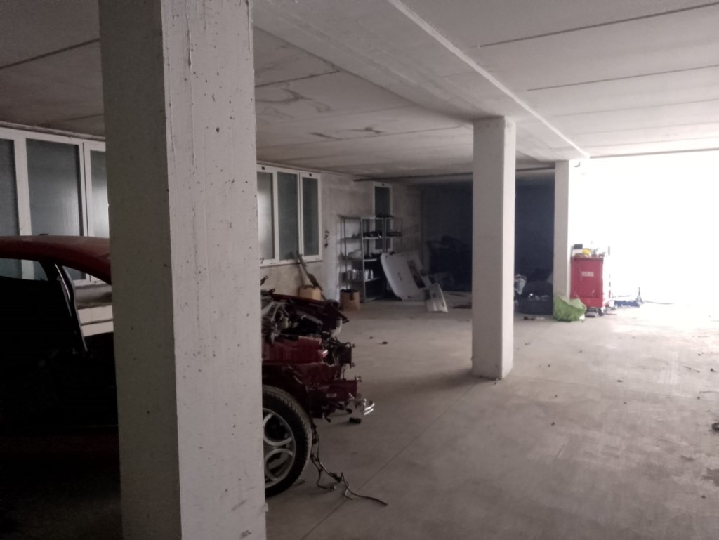 locale di sgombero in vendita a Sotto il Monte Giovanni XXIII