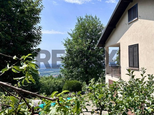 casa indipendente in vendita a Sotto il Monte Giovanni XXIII in zona Fontanella