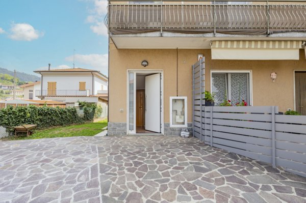 appartamento in vendita a Sotto il Monte Giovanni XXIII in zona Pratolongo