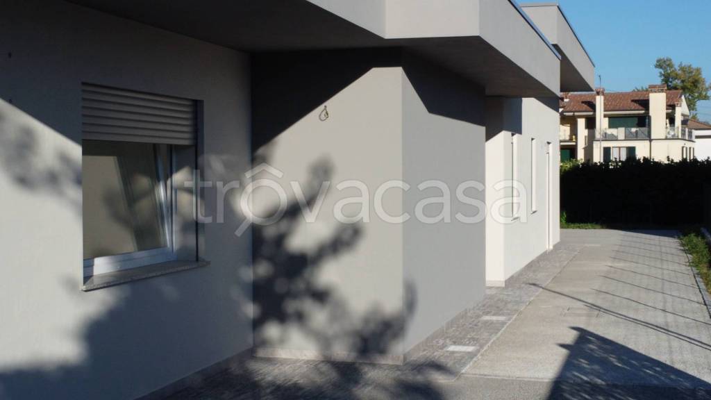 casa indipendente in vendita a Sotto il Monte Giovanni XXIII in zona Pratolongo