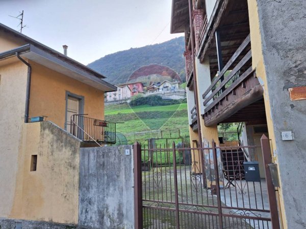 casa indipendente in vendita a Sovere