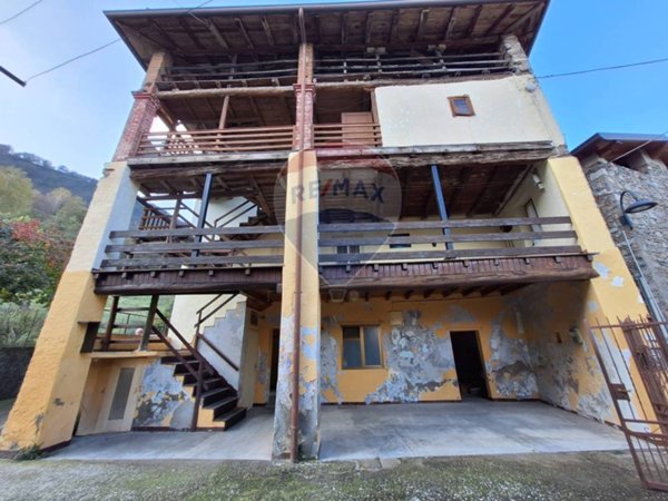 casa indipendente in vendita a Sovere