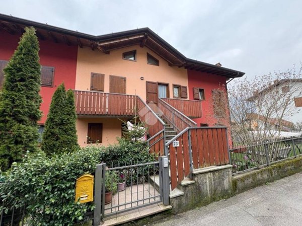 appartamento in vendita a Sovere in zona Piazza