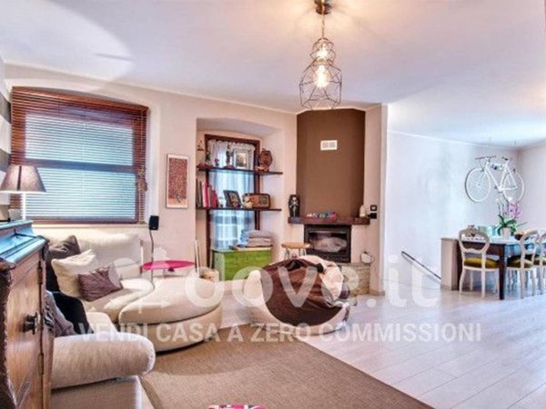 appartamento in vendita a Sovere in zona Piazza