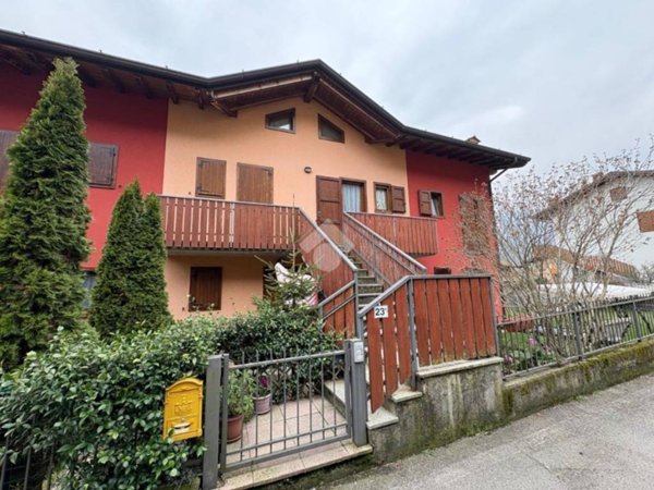 appartamento in vendita a Sovere in zona Piazza
