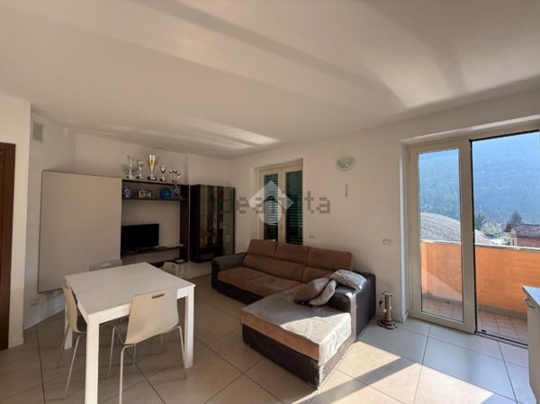 appartamento in vendita a Sovere in zona Piazza