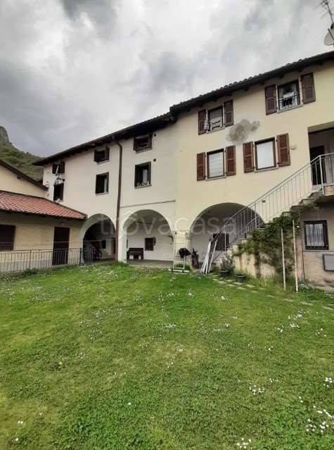 appartamento in vendita a Sovere in zona Piazza