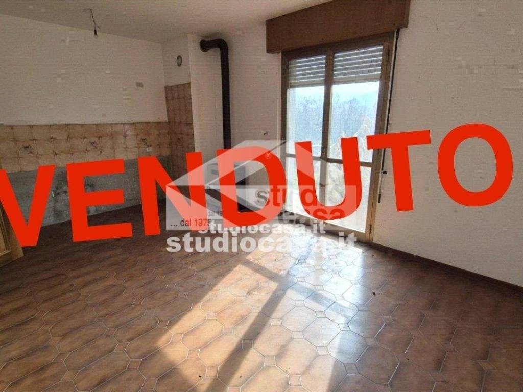 casa indipendente in vendita a Sovere