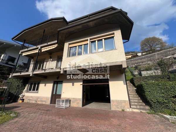 appartamento in vendita a Sovere in zona Piazza