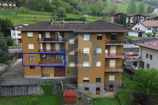 appartamento in vendita a Sovere in zona Piazza