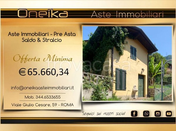 casa indipendente in vendita a Sovere in zona Piazza