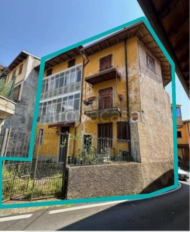 appartamento in vendita a Sovere in zona Piazza