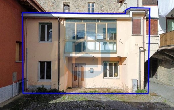 casa indipendente in vendita a Sovere
