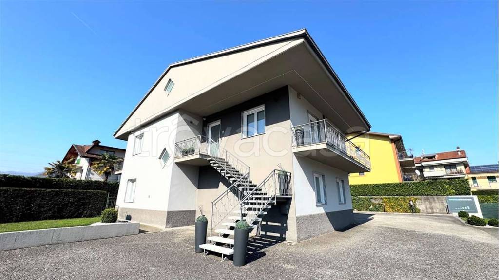casa indipendente in vendita a Sovere