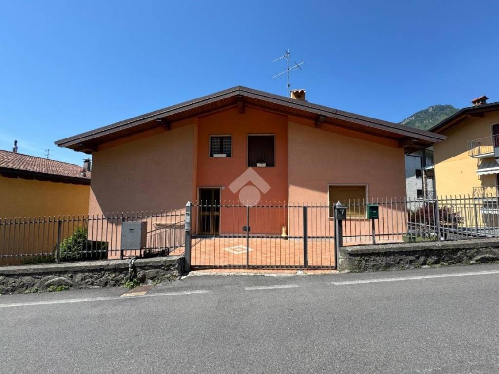 appartamento in vendita a Sovere