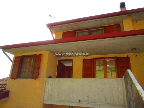 appartamento in vendita a Sovere in zona Sellere