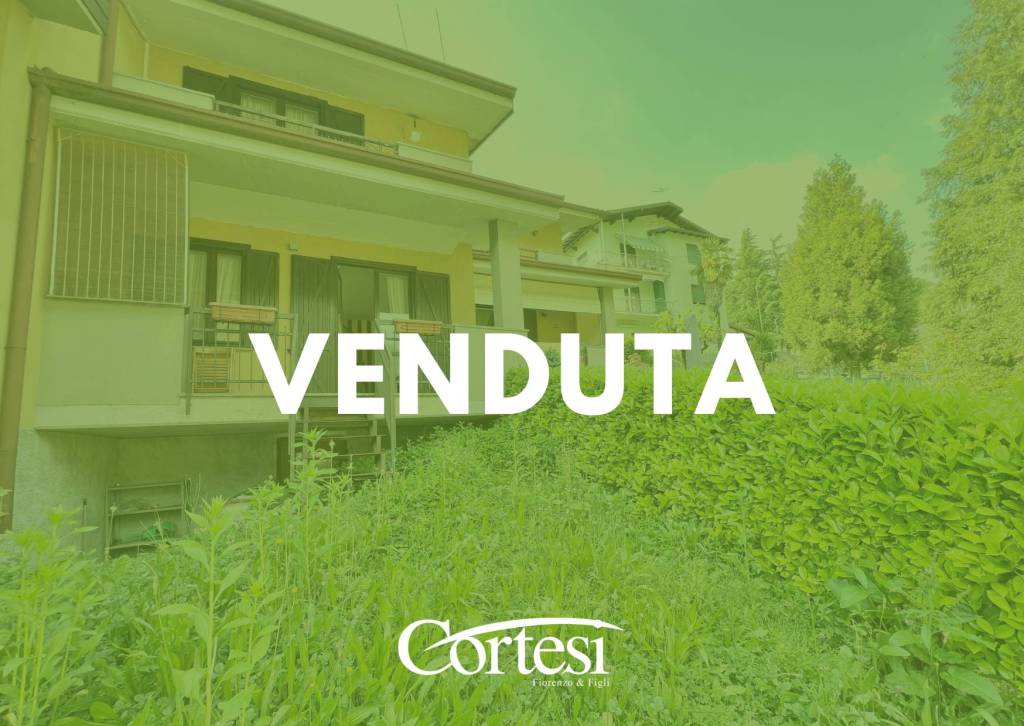 casa indipendente in vendita a Spinone al Lago