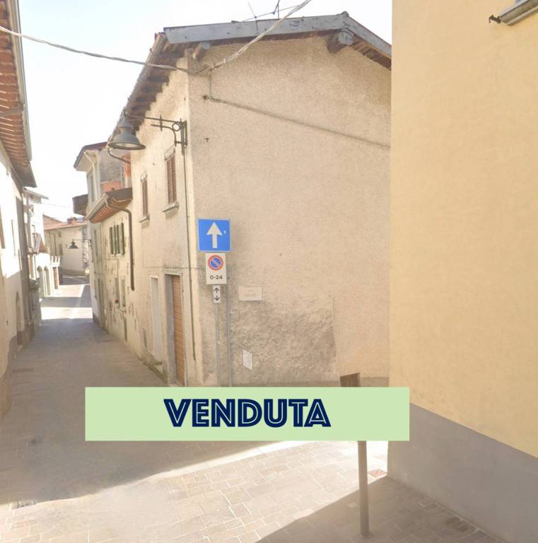 casa indipendente in vendita a Spinone al Lago