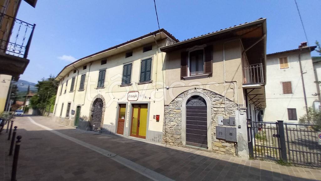 appartamento in vendita a Spinone al Lago