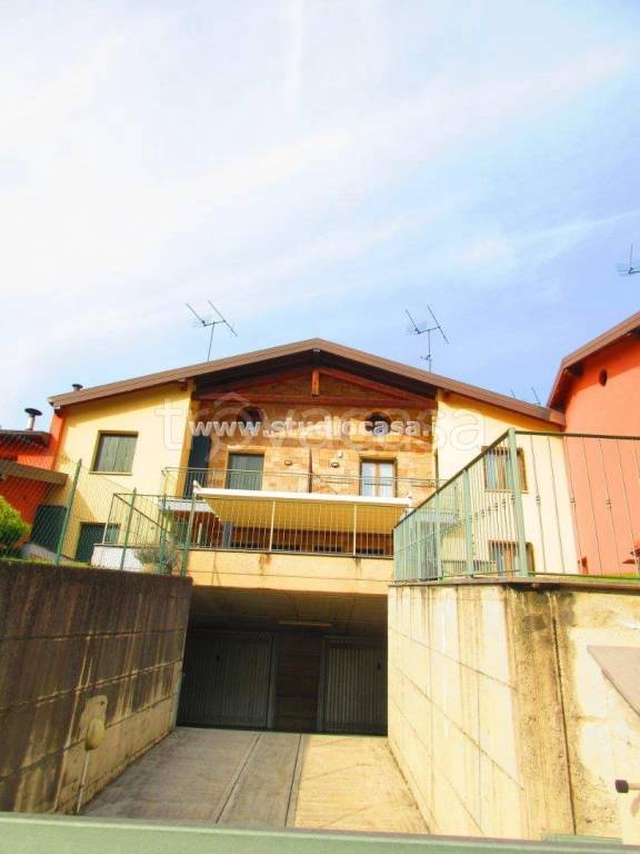 appartamento in vendita a Spinone al Lago
