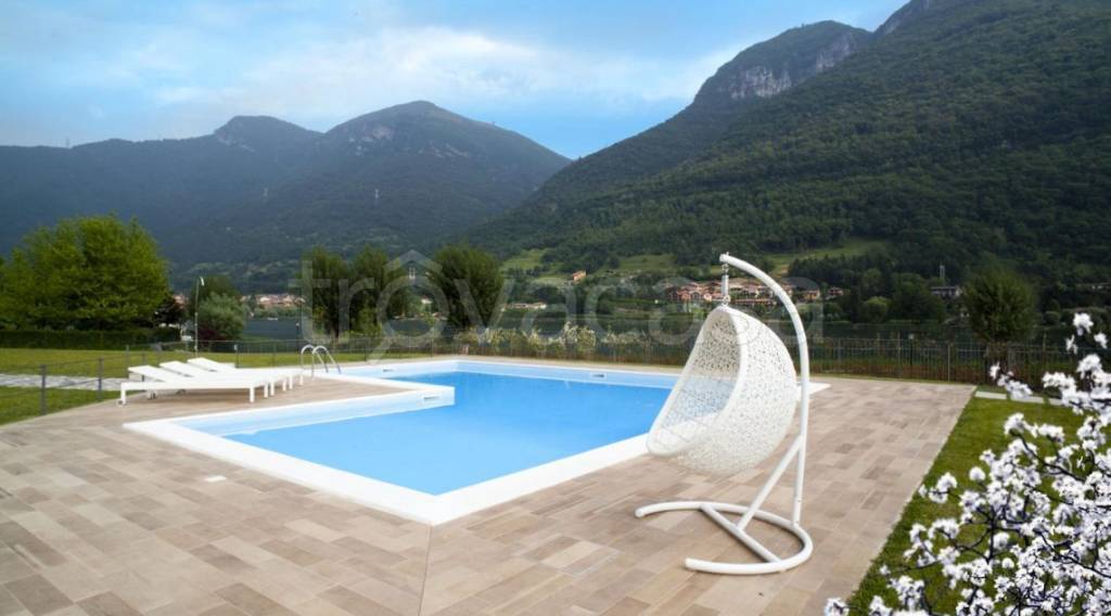 appartamento in vendita a Spinone al Lago