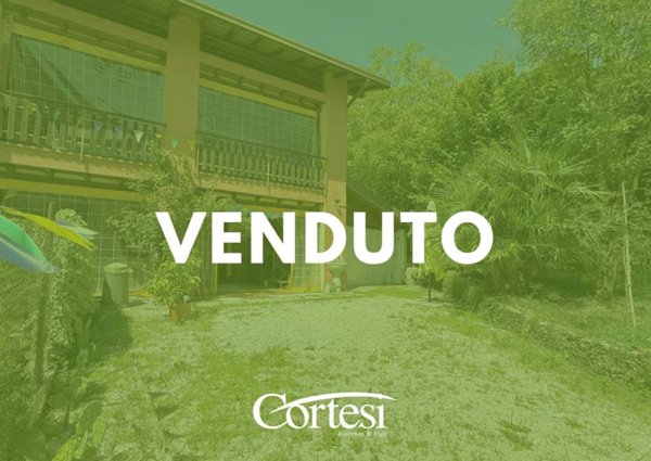 casa indipendente in vendita a Spinone al Lago
