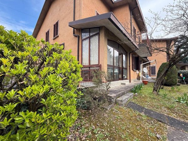 appartamento in vendita a Spinone al Lago