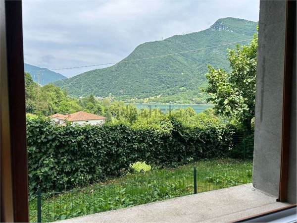 appartamento in vendita a Spinone al Lago