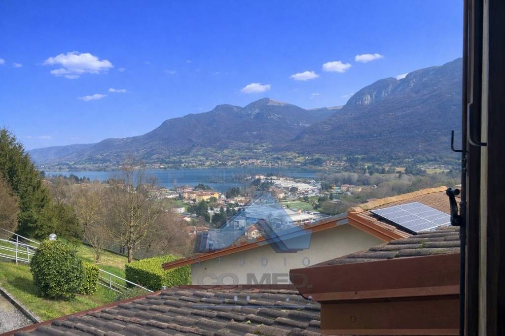 casa indipendente in vendita a Spinone al Lago
