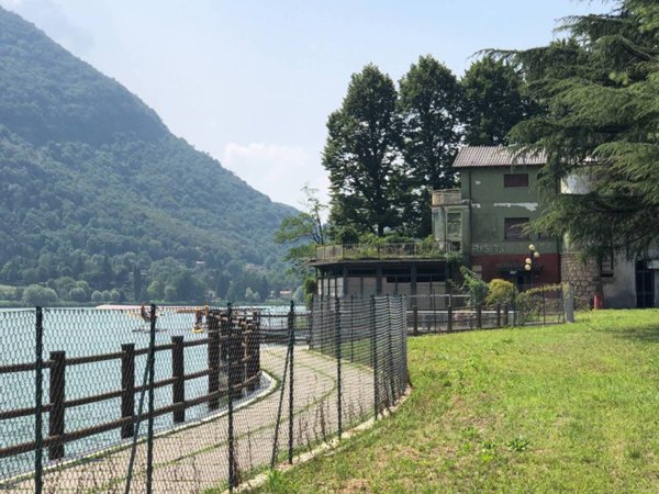 negozio in vendita a Spinone al Lago