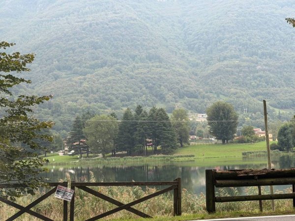 casa indipendente in vendita a Spinone al Lago
