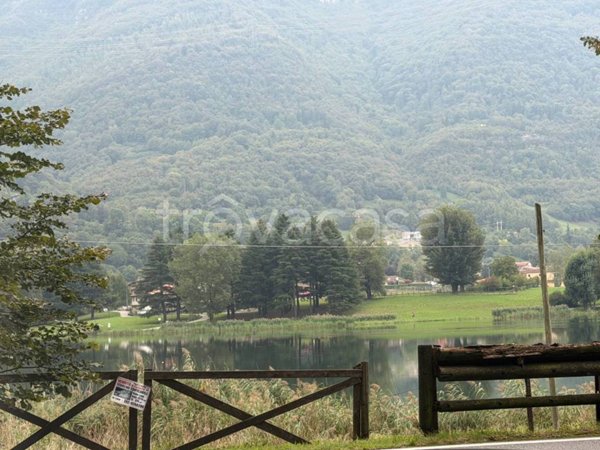 casa indipendente in vendita a Spinone al Lago