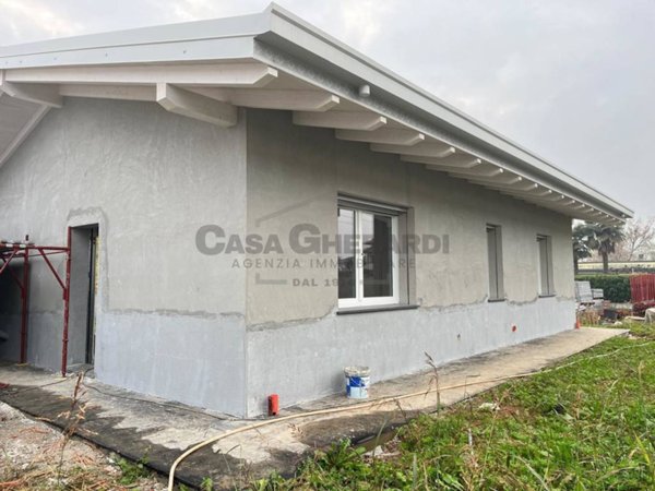 casa indipendente in vendita a Spirano