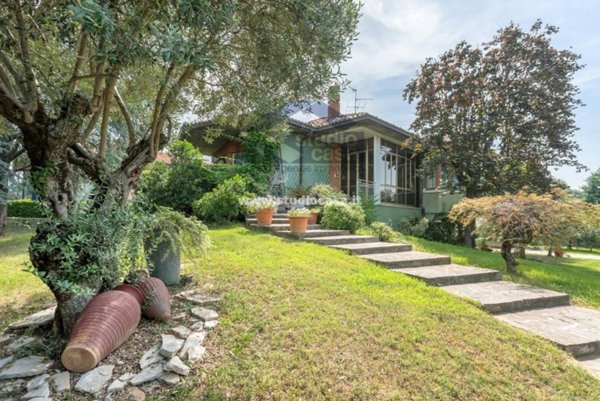 casa indipendente in vendita a Spirano