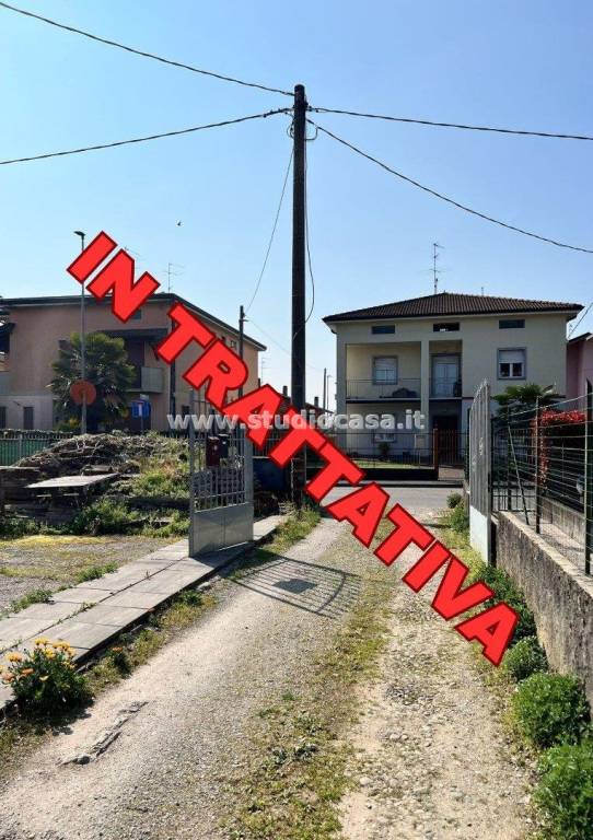 casa indipendente in vendita a Spirano