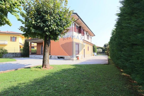 casa indipendente in vendita a Spirano