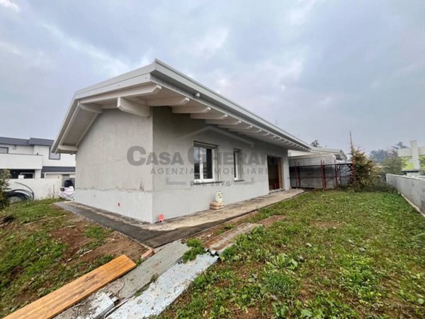 casa indipendente in vendita a Spirano