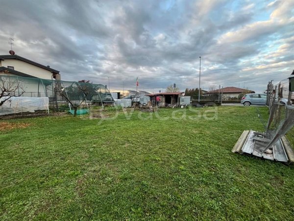 casa indipendente in vendita a Spirano