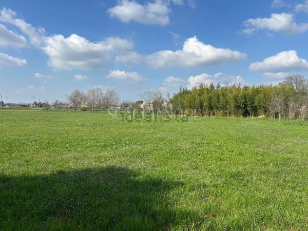 terreno edificabile in vendita a Spirano