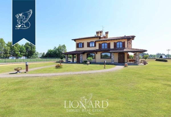 casa indipendente in vendita a Spirano