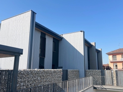 casa indipendente in vendita a Stezzano