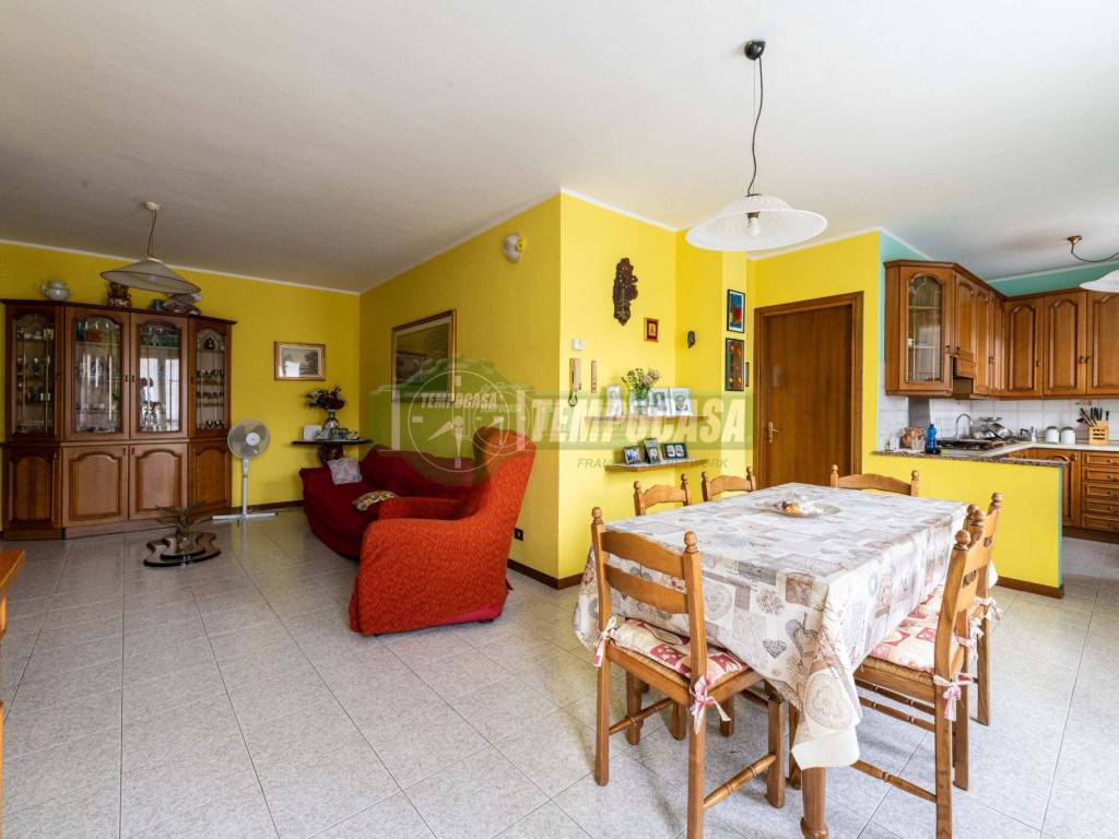 appartamento in vendita a Stezzano