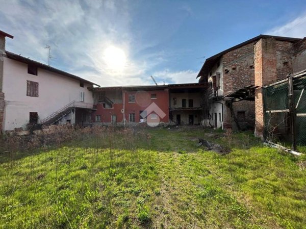 negozio in vendita a Stezzano