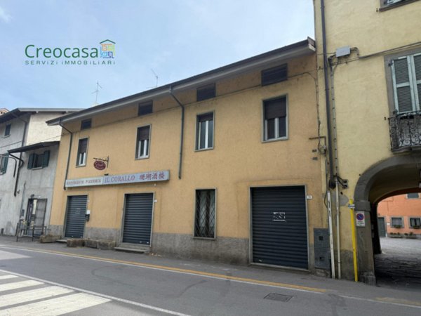 casa indipendente in vendita a Stezzano