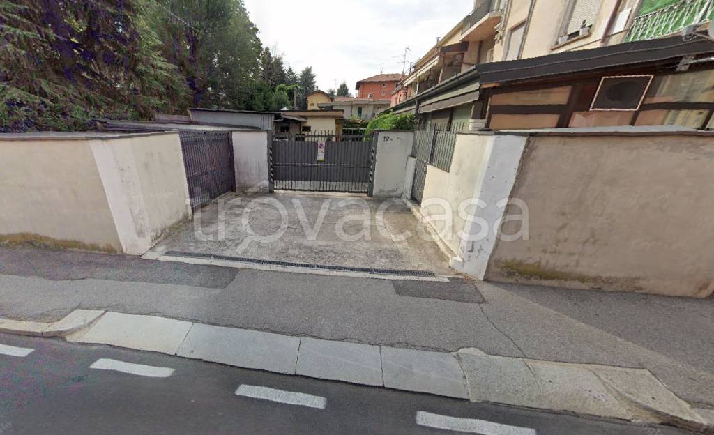 casa indipendente in vendita a Stezzano